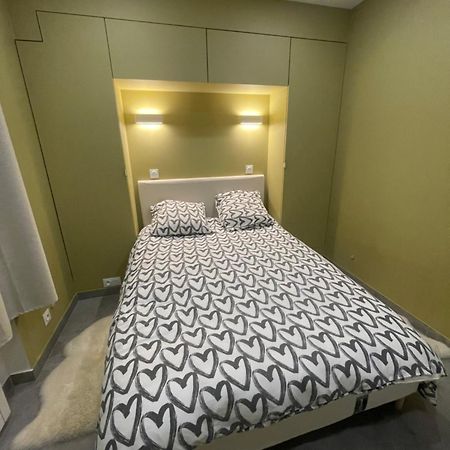 Apartamento Chez les artistes de Ménilmontant París Exterior foto