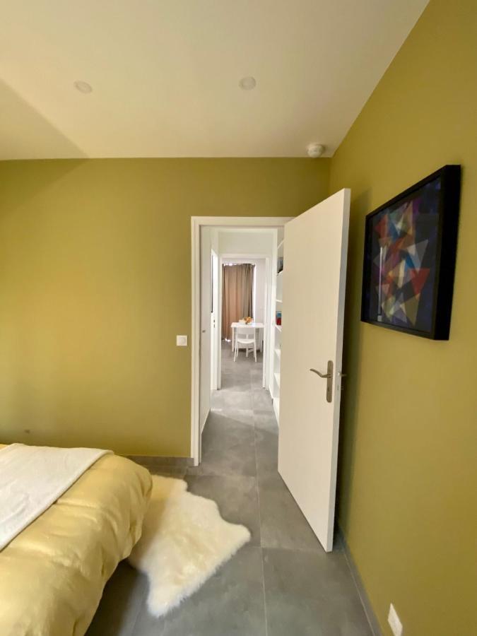 Apartamento Chez les artistes de Ménilmontant París Exterior foto
