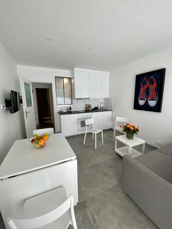 Apartamento Chez les artistes de Ménilmontant París Exterior foto