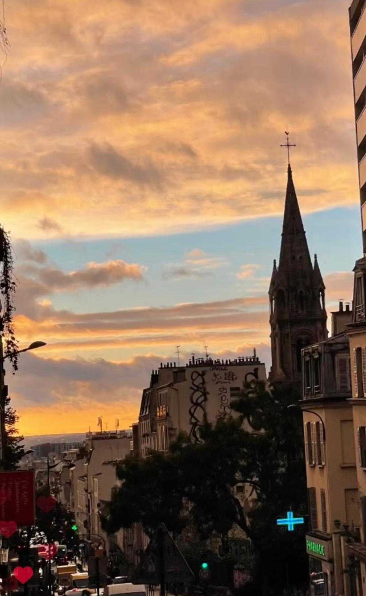 Apartamento Chez les artistes de Ménilmontant París Exterior foto