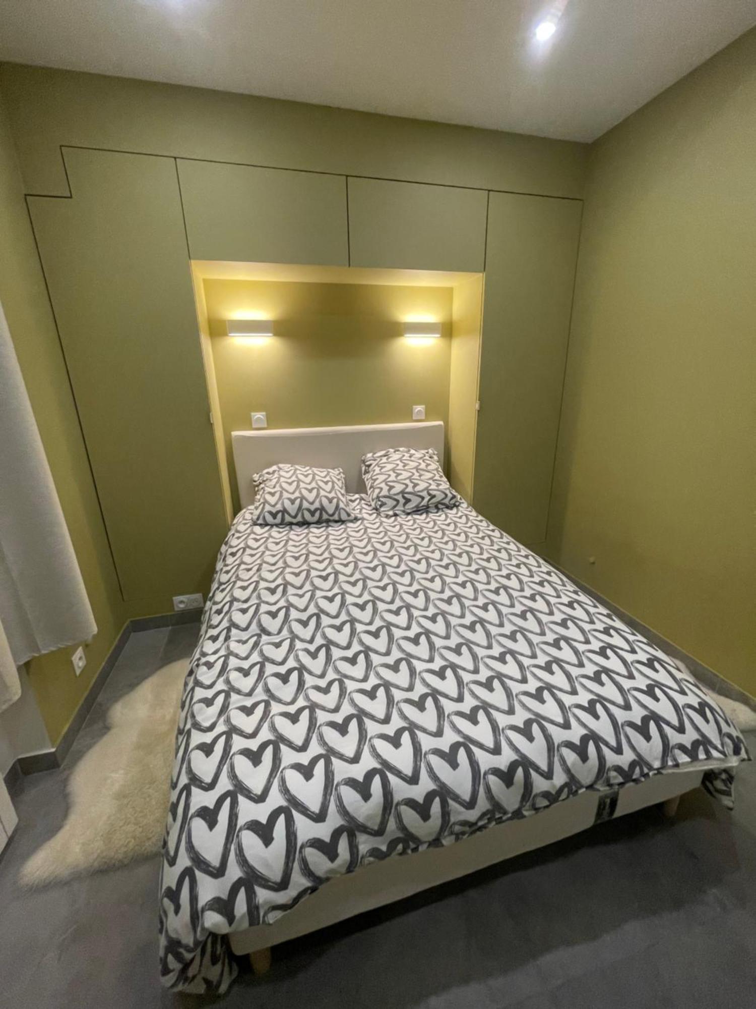 Apartamento Chez les artistes de Ménilmontant París Exterior foto