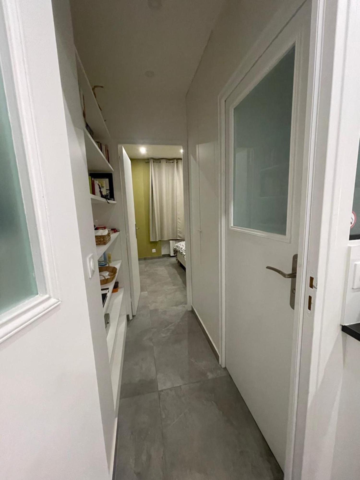 Apartamento Chez les artistes de Ménilmontant París Exterior foto